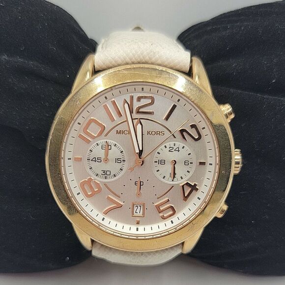 Michael Kors Mercer MK2289 Women's White Leather Analog Dial Quartz Watch AM419 - Picture 2 of 10